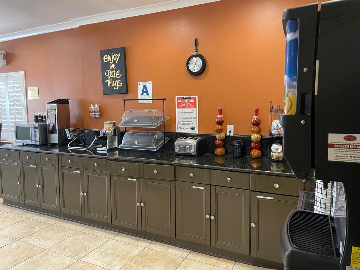 Ramada by Wyndham Poway- San Diego North Zewnętrze zdjęcie