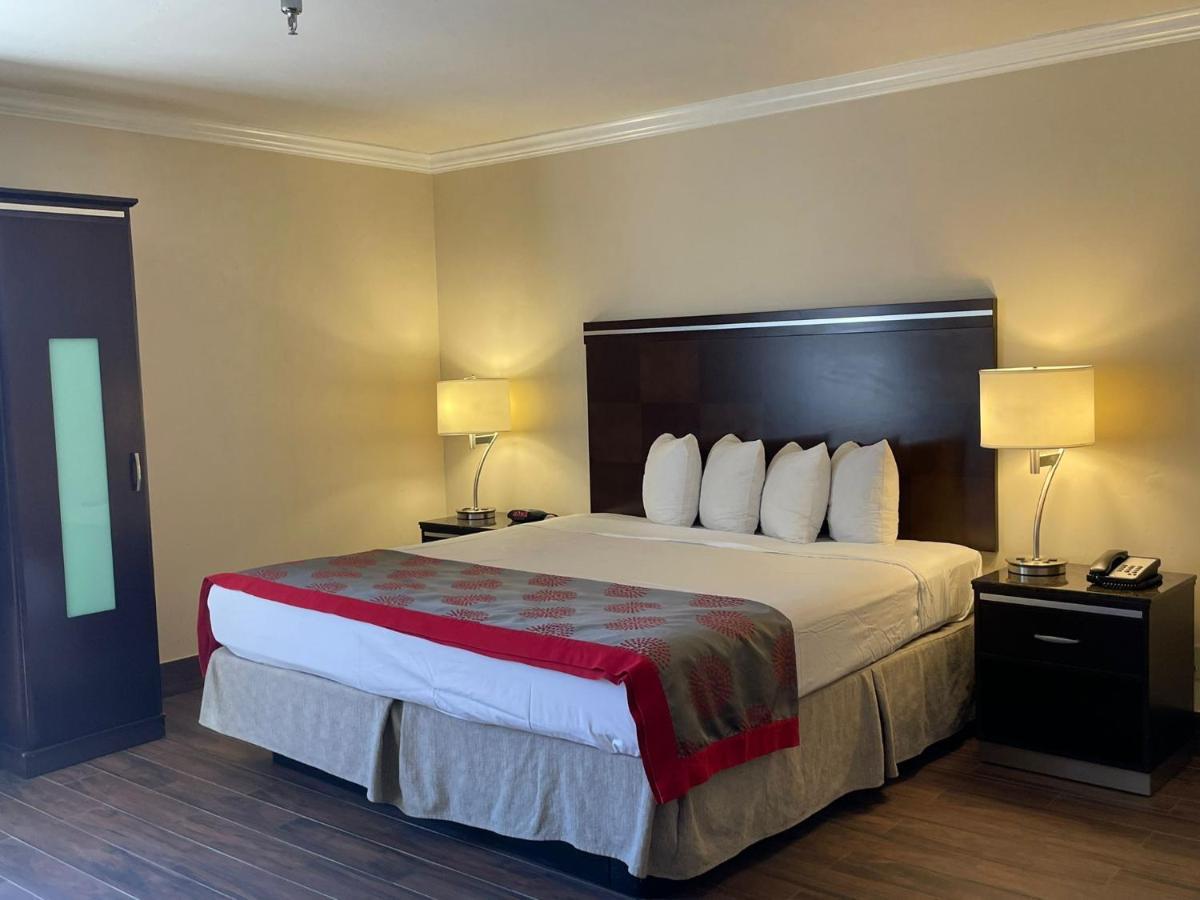 Ramada by Wyndham Poway- San Diego North Zewnętrze zdjęcie