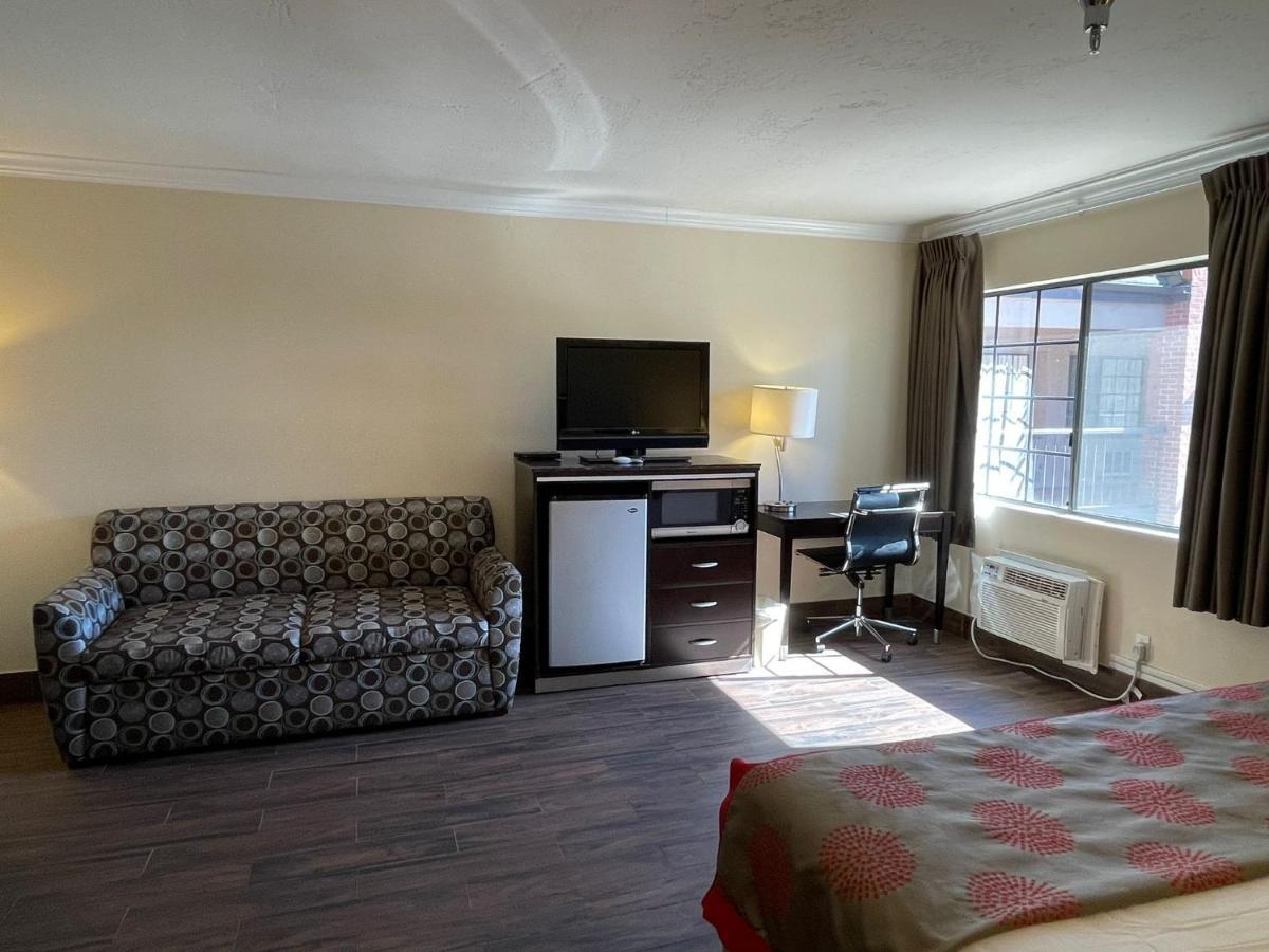 Ramada by Wyndham Poway- San Diego North Zewnętrze zdjęcie