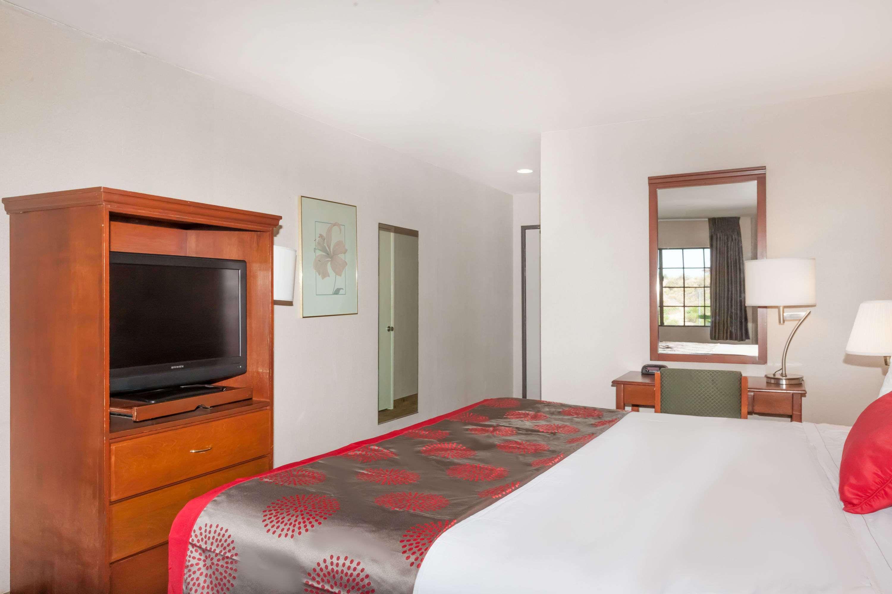 Ramada by Wyndham Poway- San Diego North Zewnętrze zdjęcie