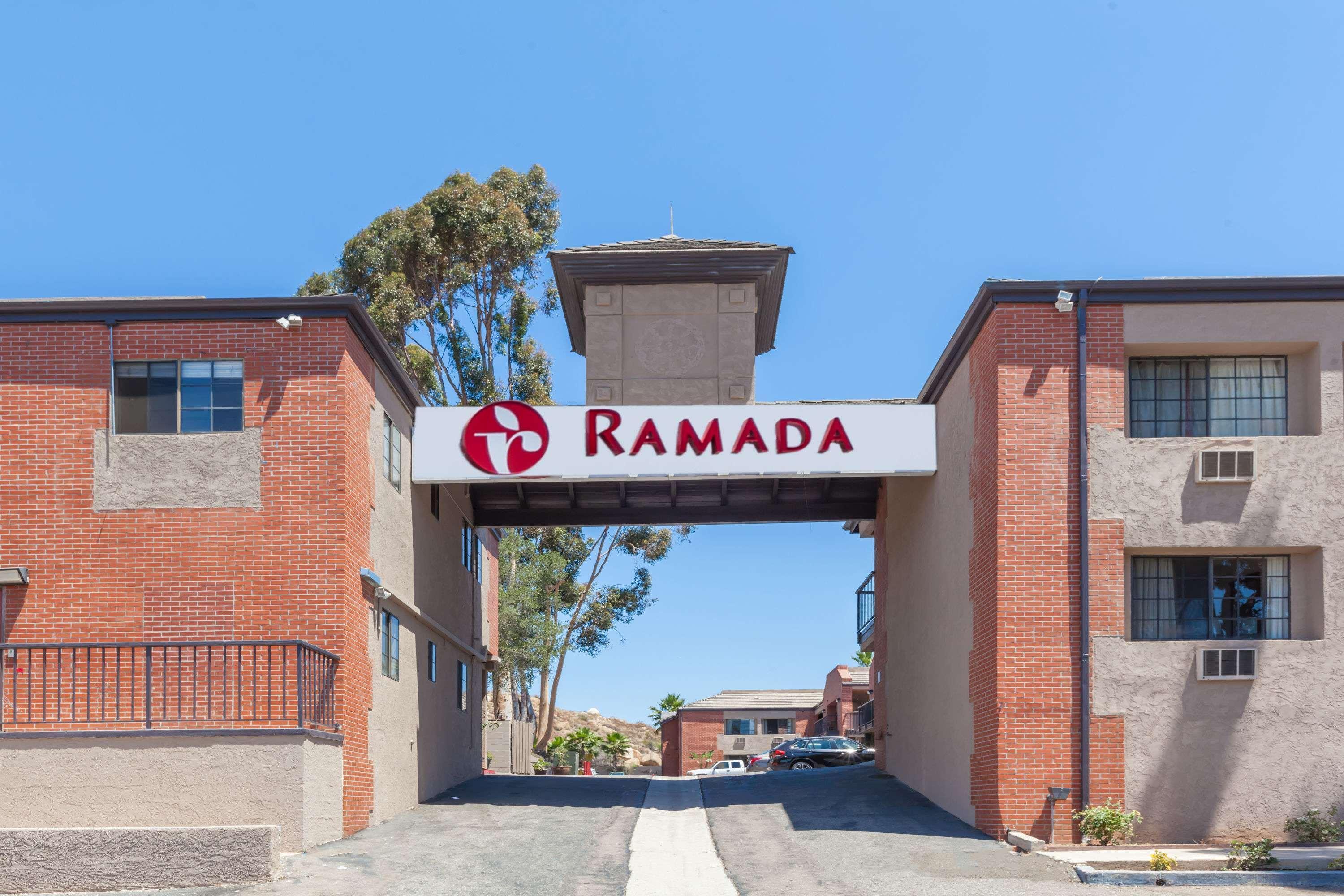 Ramada by Wyndham Poway- San Diego North Zewnętrze zdjęcie